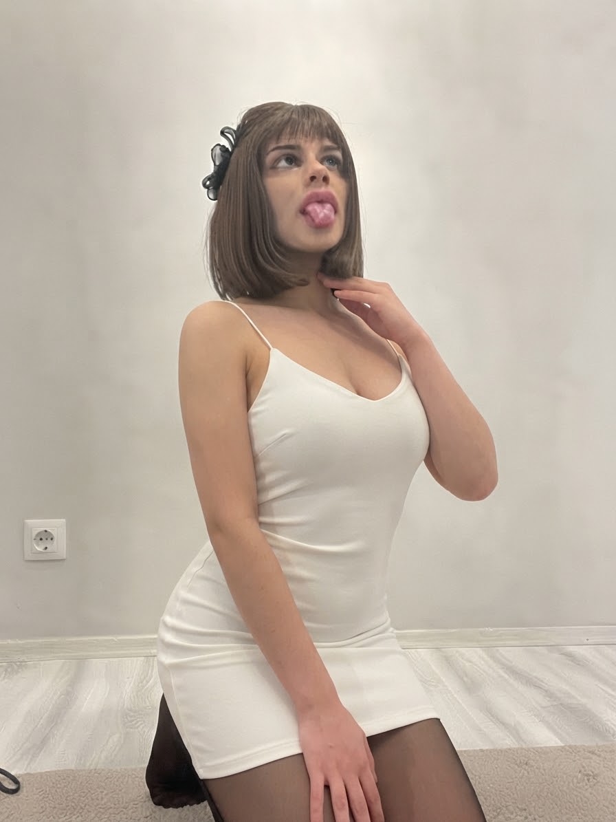 NİHAL KAYAASLAN